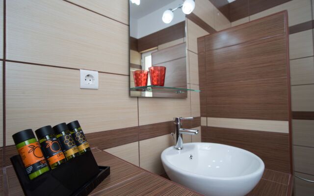 Naiades Luxury Apartments