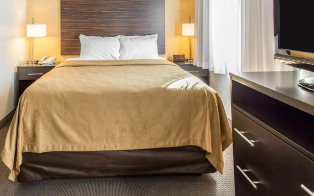 MainStay Suites Pittsburgh Airport