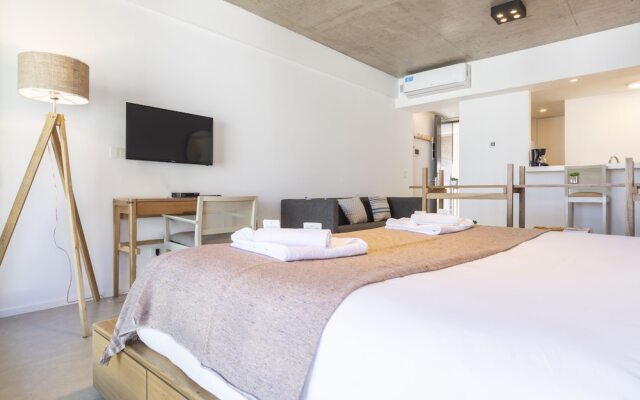 Floralis Suites by Be Local