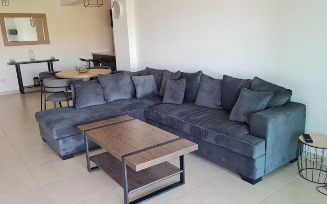 Spacious 2-bed Apartment in Sotira With Pool