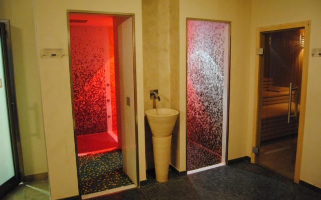 Hotel Relax