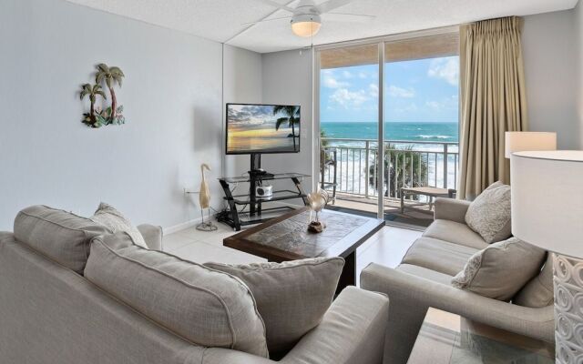 Indian Harbour Beach Club by Stay in Cocoa Beach