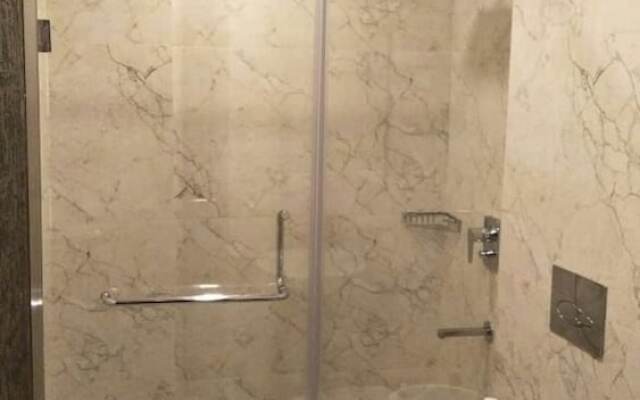 Kamakshi Residency by Royal Collection