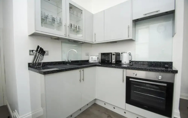 Sea Breeze Apartment Central by Brighton Holiday Lets