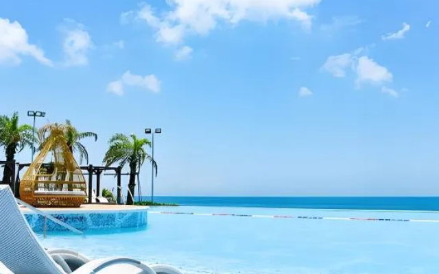 Yeste International Hotel (Wanning High speed Railway Station Branch) – Pool – Wanning