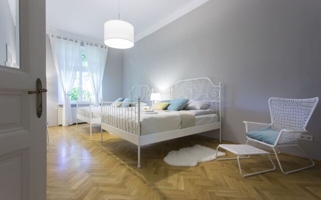 Tyzenhauz Apartments - Luxury