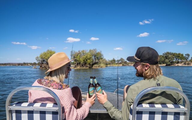 Sindabezi Island Camp