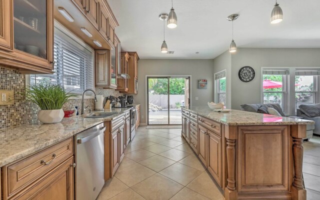 Spacious Gilbert Escape w/ Pool & Hot Tub!