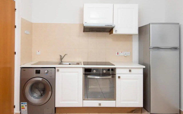 Olympia flat 201