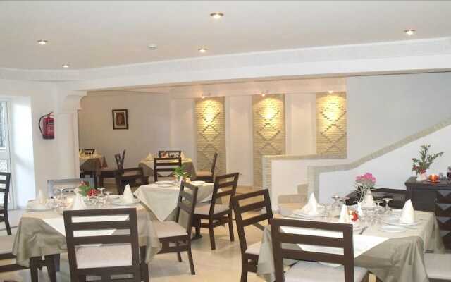 Appart Hotel Castilia Suites