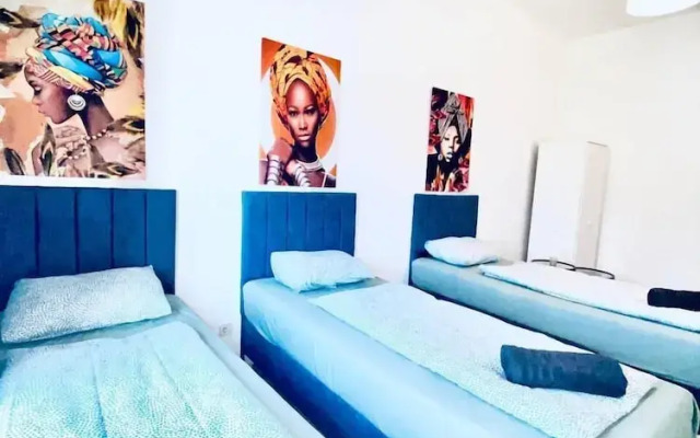 Spacious 4 BR Apt Perfect for Groups