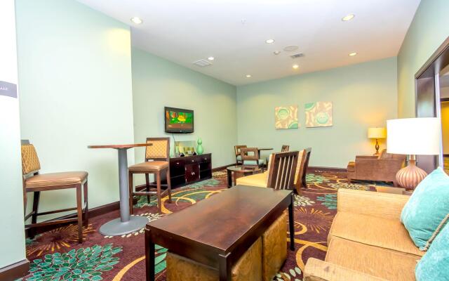 Staybridge Suites Houston IAH - Beltway 8 by IHG