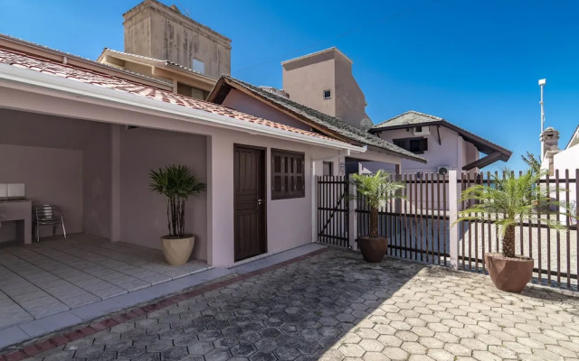 Apartamento Flat Mono ambiente em bombas