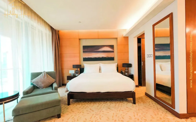 Studio with Thrilling Burj Khalifa View