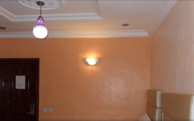 Sugarland Hotel & Suites