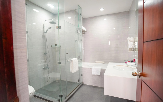 Cebu White Sands Resort and Spa
