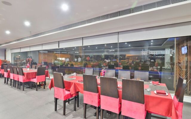 OYO 17283 Greenleaf Club