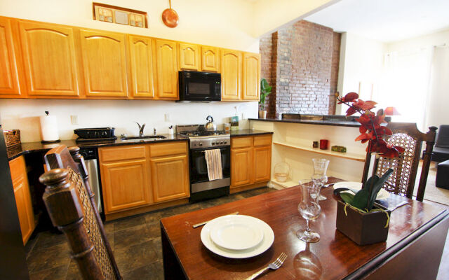 Luxury Suites Lenox Ave