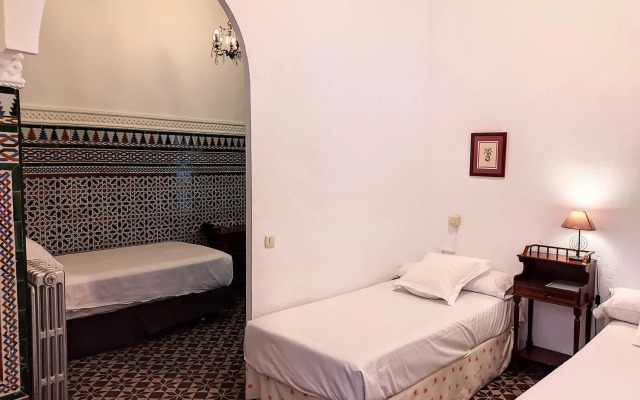 Hotel Simón
