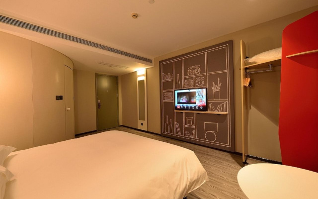 ibis Shanghai New Hongqiao
