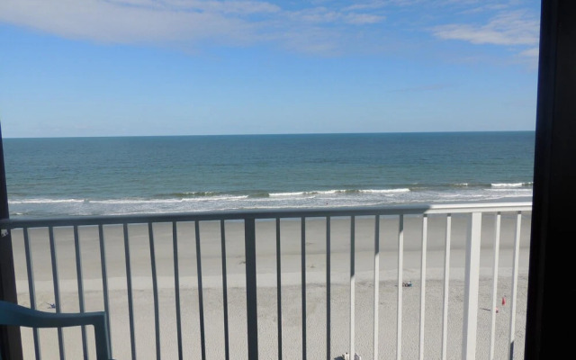 Sands Beach Club #814 Ocean Front