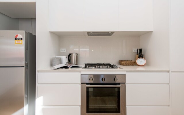 Relaxed 2 Bedroom Apartment Minutes From The Beach