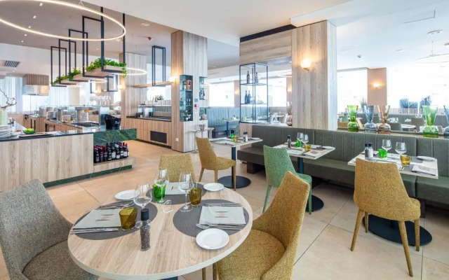 Life Hotel 4 Superior