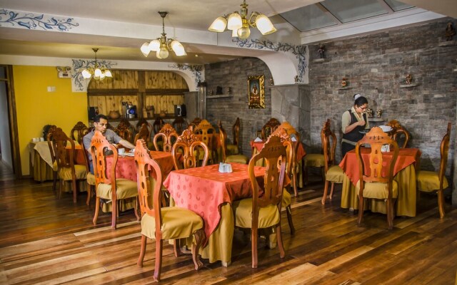Hotel Warari