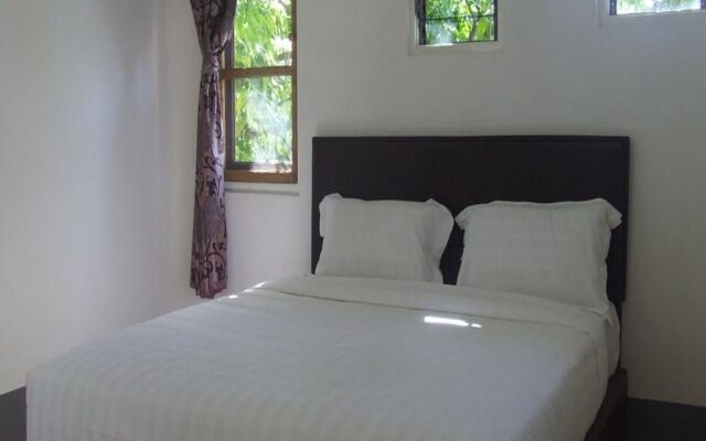 Season B&B - Ngapali - Hostel