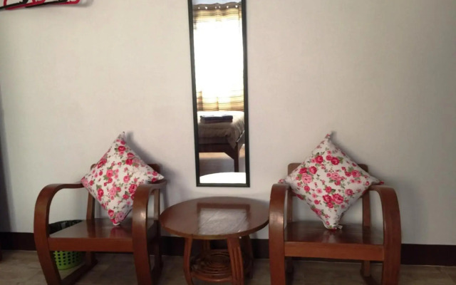 Stay with Brite The Home-stay in Chiang Mai