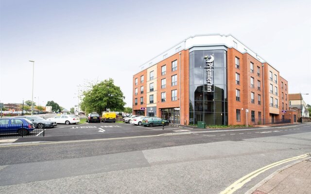 Premier Inn Basingstoke Town Centre Hotel