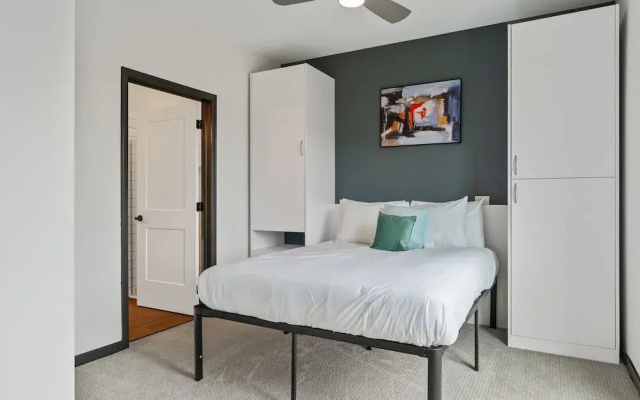 CozySuites on Mass w garage parking 20