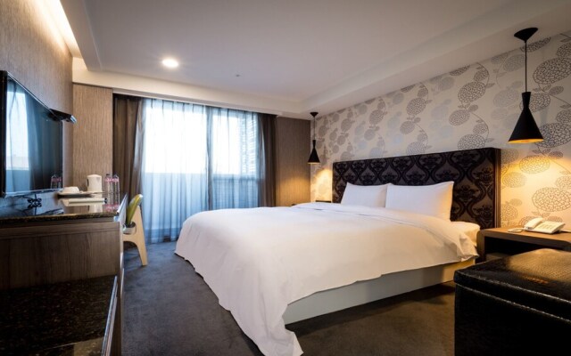 Jung Zaw Business Hotel