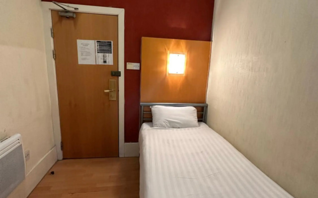Berkeley Court Hotel