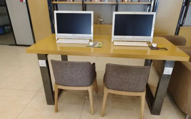 City Comfort Inn Hotel (Guangzhou Renhe Subway Station Huazhong Plaza) – Guest Rooms – Guangzhou