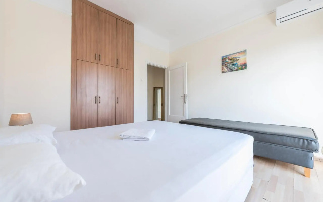 Super Paradise Apartments