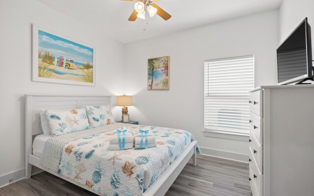 21400 Marlin Ave - Blue Marlin