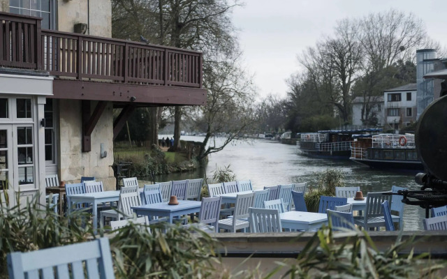 The Head of the River