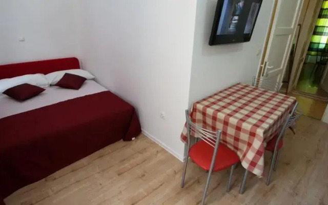 Central Jardin Guest House Split