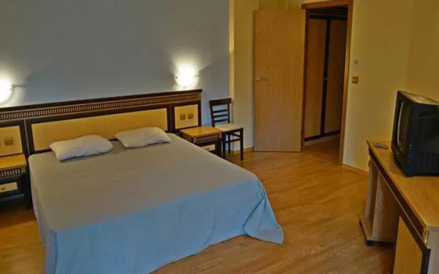 GT Atrium Beach Apartments