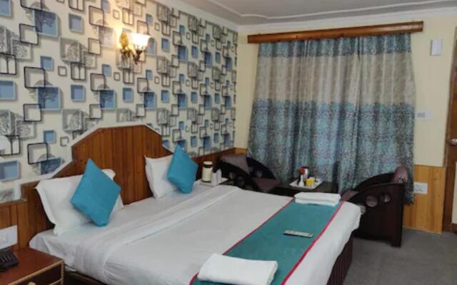 Goroomgo Elena Aastha Regency Manali
