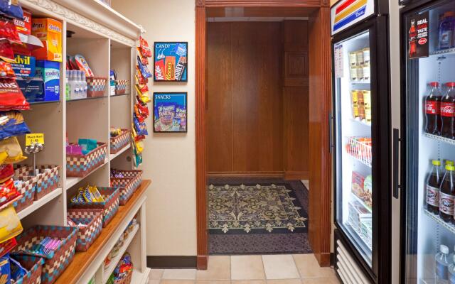 Staybridge Suites Lubbock - University Area by IHG