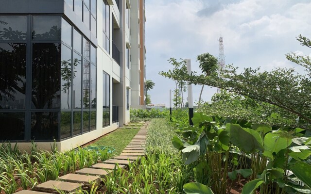 Nice and Spacious 2BR at Permata Hijau Suites Apartment