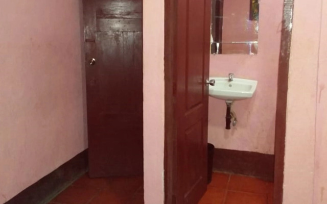 Hotel Bar y Restaurante Charlys El Viejo