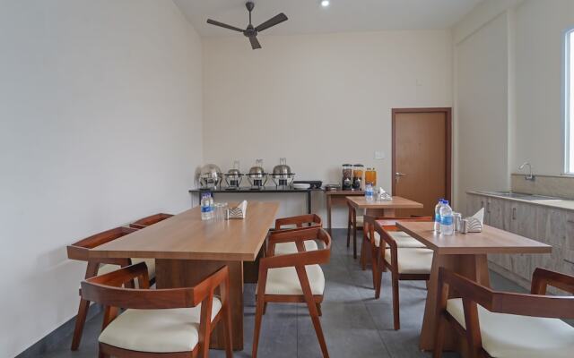 Itsy Hotels Avani Stays, Vyttila, Kochi