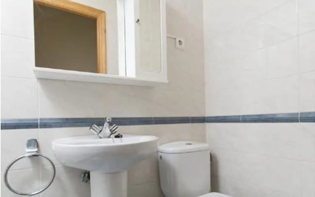 Ensuite Rooms for Women Only - LEON