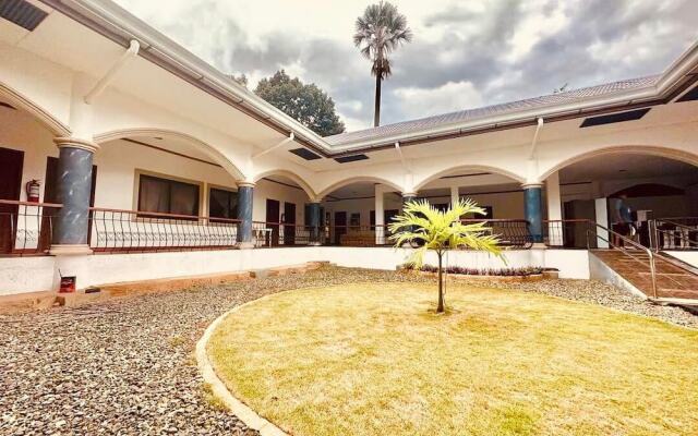 Fomo hostel palawan