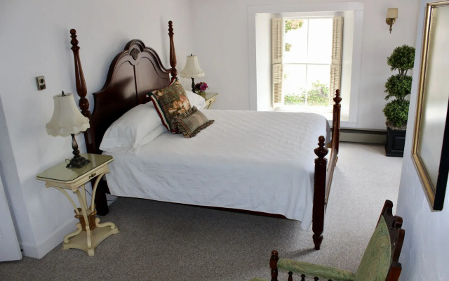 Merritt House Hotel