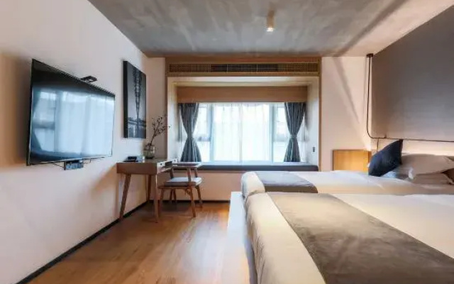 iMEET Chongqing Homestay (Guanyinqiao Pedestrian Street)