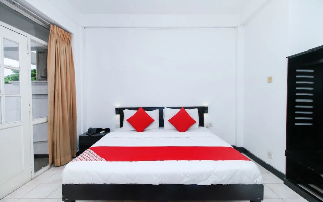 OYO 367 Hotel Nathaliya